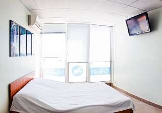 Отель Strong Hotel Одесса Стандартный двухместный номер с 1 кроватью и видом на море-5