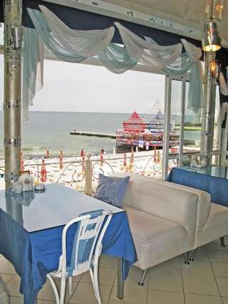 Отель Strong Hotel Одесса Стандартный двухместный номер с 1 кроватью и видом на море-13